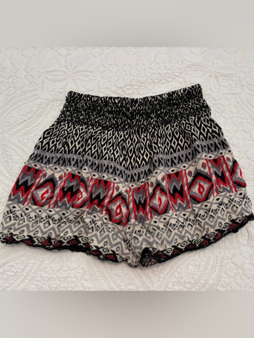 Y2K Vintage patterned shorts